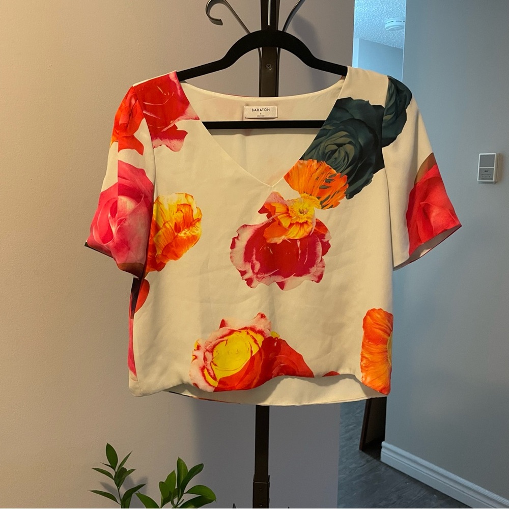 Babaton Floral V-Neck Floral Short Sleeve